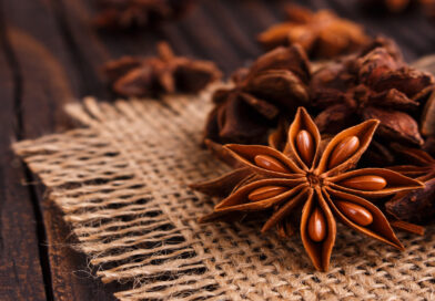 Anise,Stars,On,A,Dark,Rustic,Background