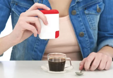 Édulcorant dans le café : l’effet inattendu sur votre sommeil révélé